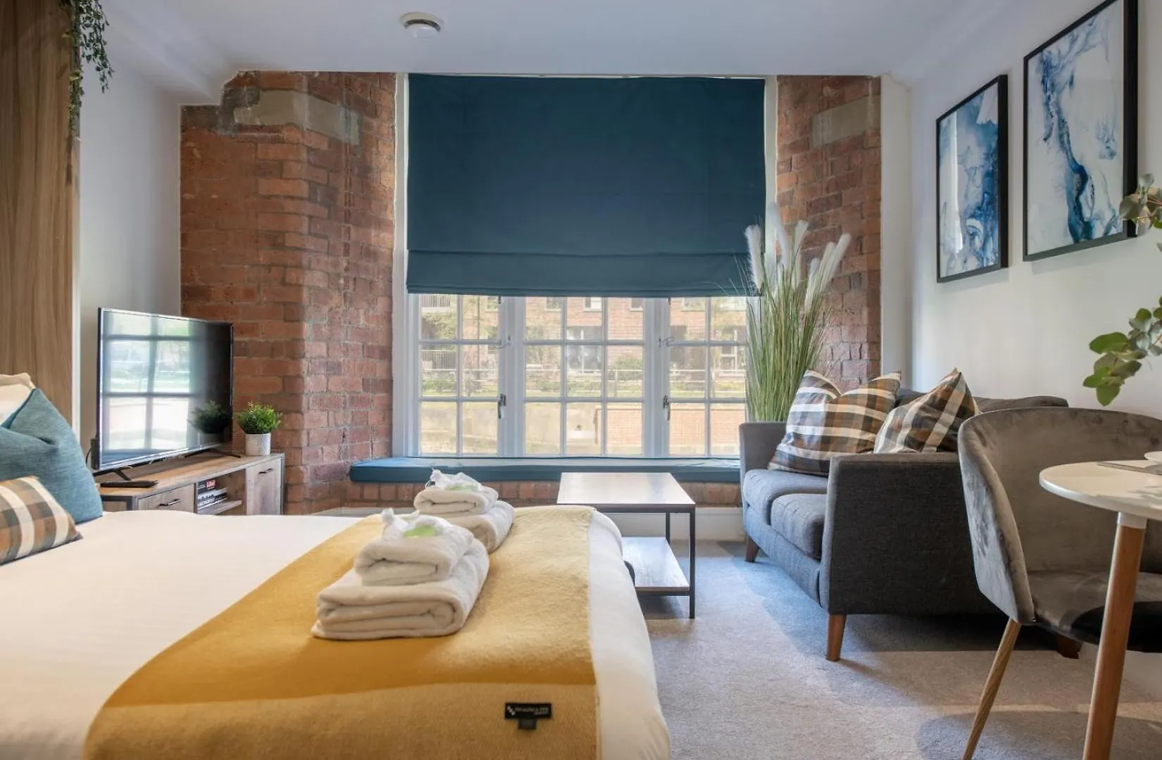 Chocolets - The Rowntree Suite York Apartment